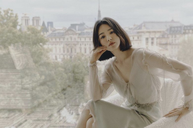 Song Hye Kyo quá trẻ ở tuổi U50, lên TV không cần phần mềm xóa nhăn, da vẫn căng bóng - 11