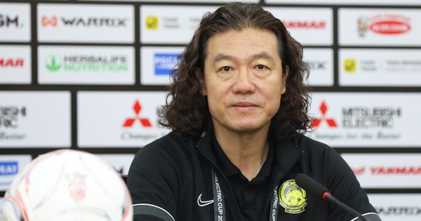 HLV Kim Pan-gon chia tay đội tuyển Malaysia