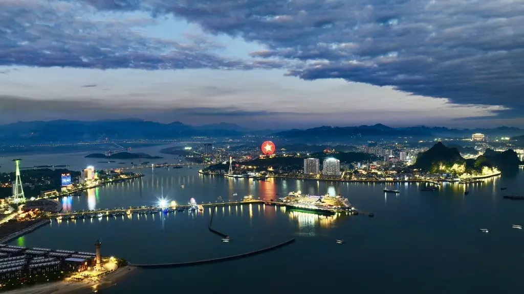 Doanh nghiệp Trung Quốc đề xuất đầu tư hầm vượt biển 10.000 tỷ đồng tại Quảng Ninh