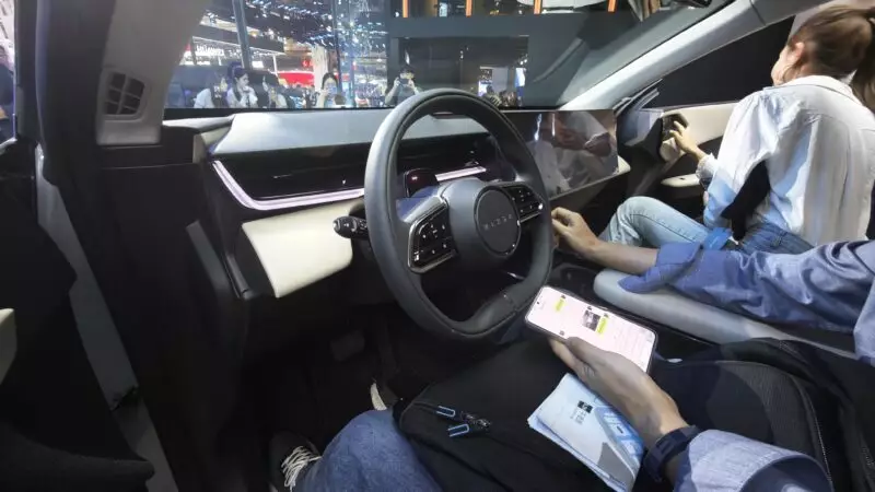 Mazda EZ-60 ra mắt: Thiết kế sắc nét, nội thất số hóa ấn tượng, cạnh tranh mạnh ở phân khúc SUV điện