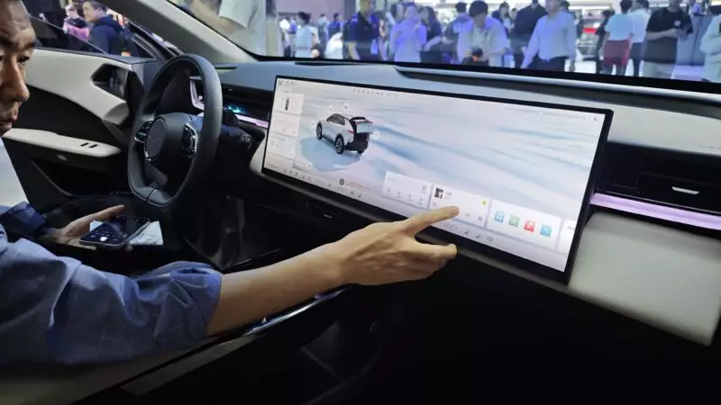 Mazda EZ-60 ra mắt: Thiết kế sắc nét, nội thất số hóa ấn tượng, cạnh tranh mạnh ở phân khúc SUV điện