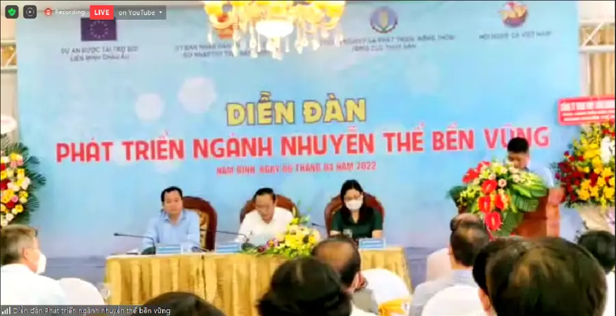 Mỹ ca ngợi nghêu Việt Nam giàu dinh dưỡng hơn cá hồi
