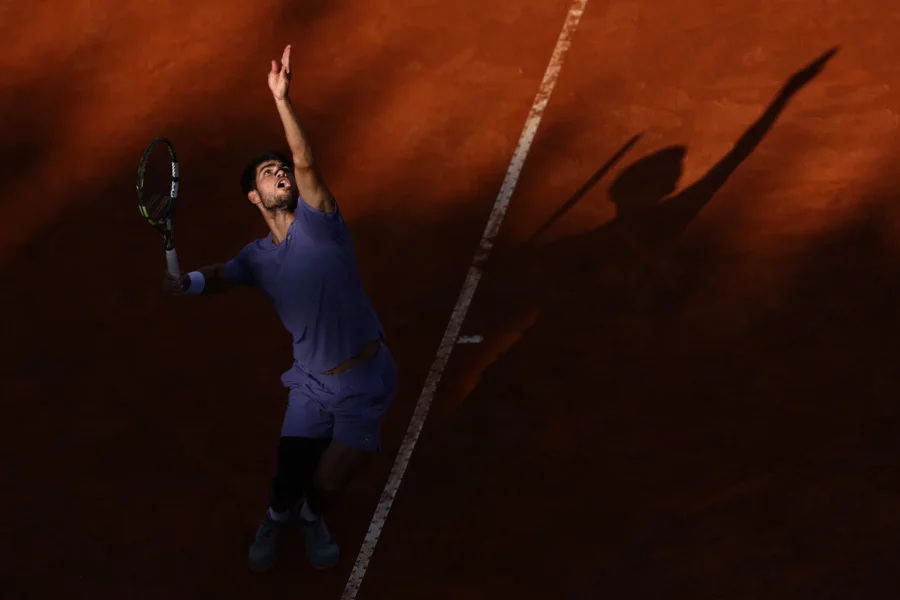 Carlos Alcaraz kế thừa Nadal