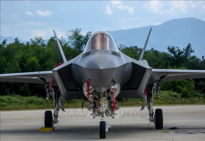 J-35 Trung Quốc