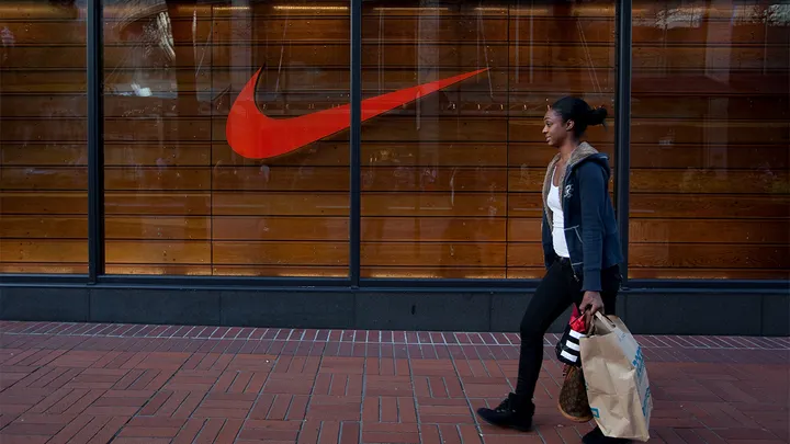 Nike trở lại Amazon_2