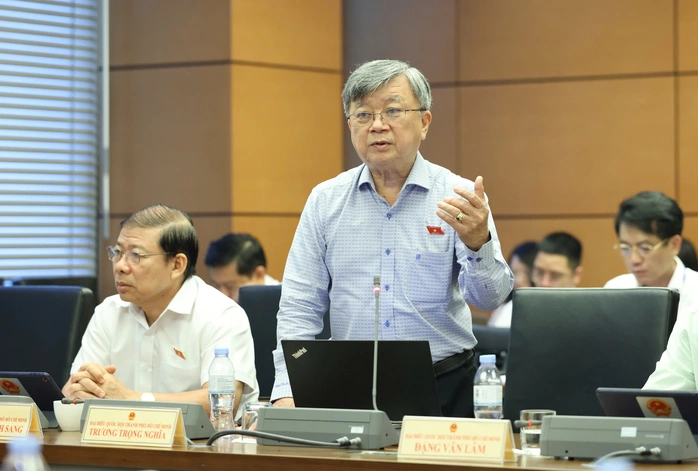 Vi hành giám sát cán bộ