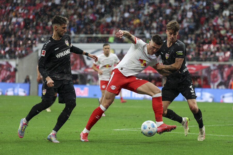 Man United vẫn còn cơ hội vượt Arsenal trong cuộc đua giành Benjamin Sesko