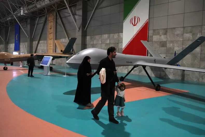 máy bay không người lái Iran