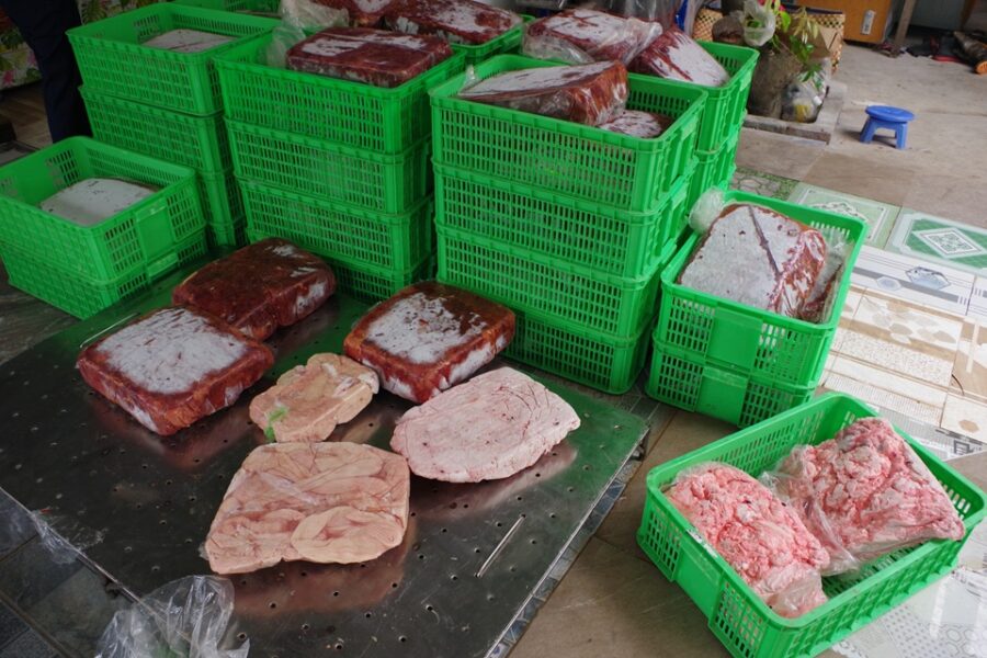 nội tạng động vật bốc mùi
