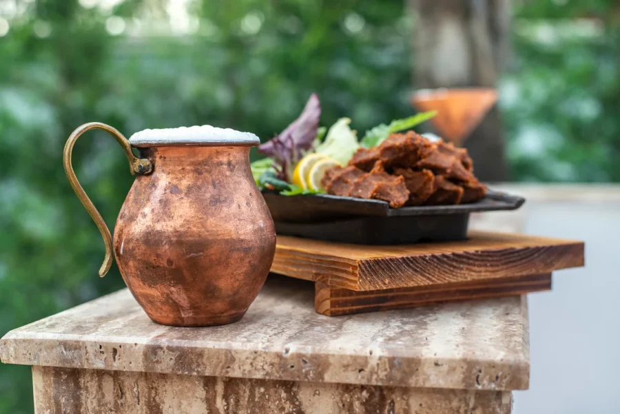 sữa chua mát lạnh Thổ Nhĩ Kỳ