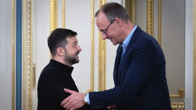 vũ khí tầm xa Ukraine