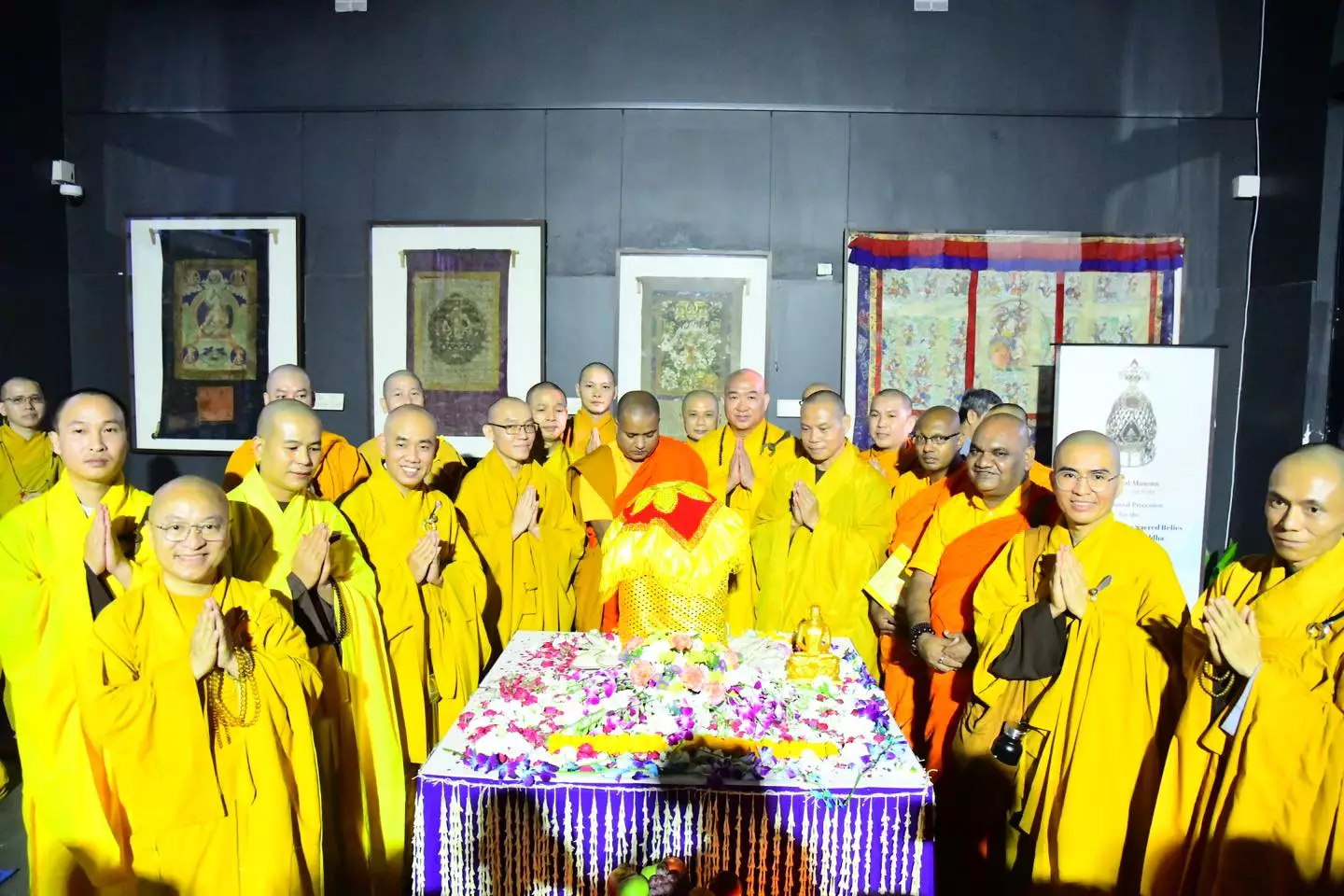 Xá lợi Phật lần đầu được cung thỉnh về Việt Nam, tôn trí tại TP.HCM