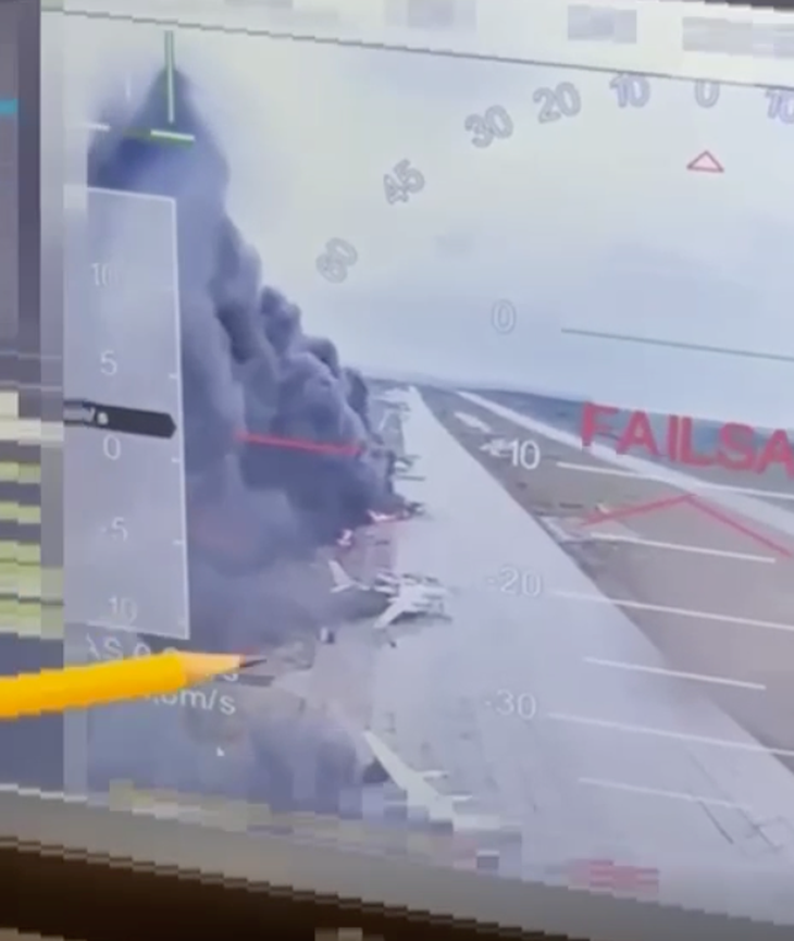 Ukraine tấn công căn cứ quân sự ở Siberia, hơn 40 máy bay Nga bị phá hủy