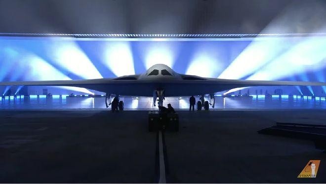 B-21 Raider: "Bóng ma" thế hệ mới vượt xa B-2 Spirit nhờ công nghệ tàng hình 360 độ và AI - Hình ảnh minh họa