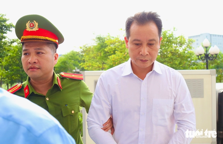 Cựu Bí thư Vĩnh Phúc Hoàng Thị Thúy Lan và loạt lãnh đạo hầu tòa trong đại án Phúc Sơn - Hình ảnh minh họa