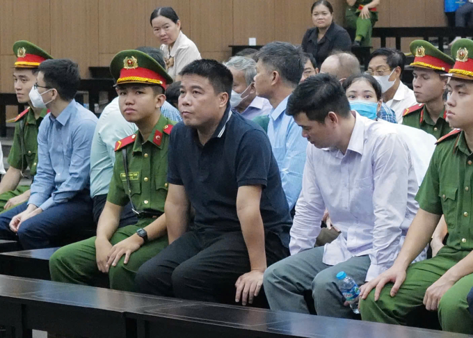 Cựu Bí thư Vĩnh Phúc phủ nhận tác động dự án dù nhận hàng triệu USD - Hình ảnh minh họa