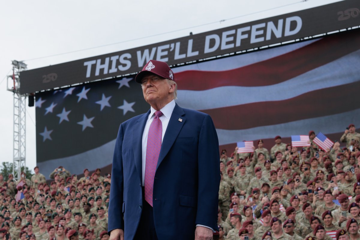 Donald Trump tuyên bố có thể điều quân đến các thành phố khác trên toàn nước Mỹ - Hình ảnh minh họa
