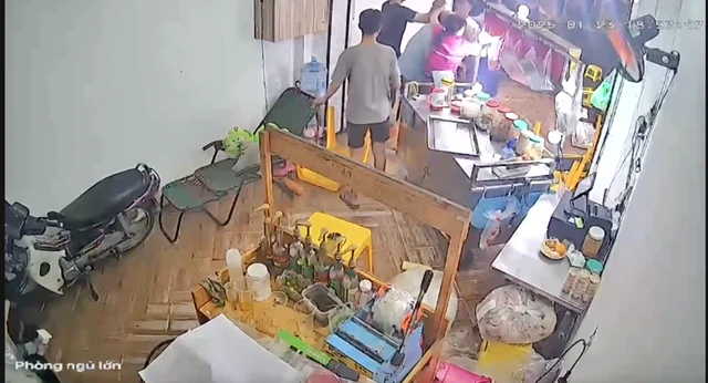 Mâu thuẫn tự vệ hay gây rối trật tự công cộng? Vụ việc giảng viên Lê Trung Dũng gây tranh cãi pháp lý