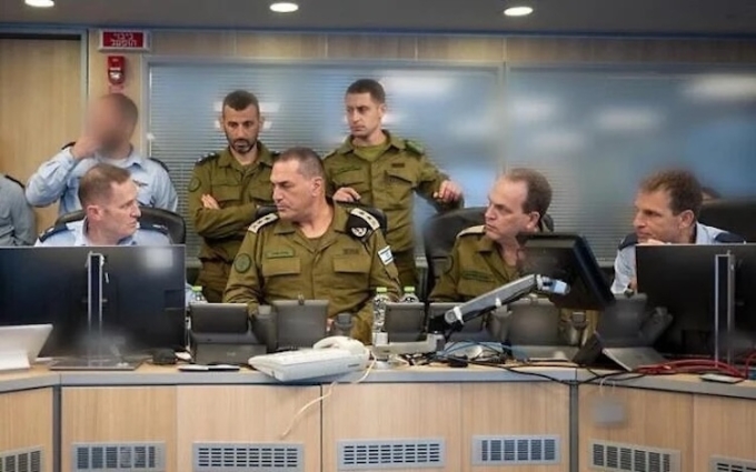 Israel tấn công các cơ sở hạt nhân và lãnh đạo quân sự Iran giữa nguy cơ trả đũa vùng Trung Đông - Hình ảnh minh họa