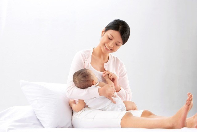 Lợi ích của việc hát ru đối với tâm trạng của trẻ sơ sinh - Hình ảnh minh họa