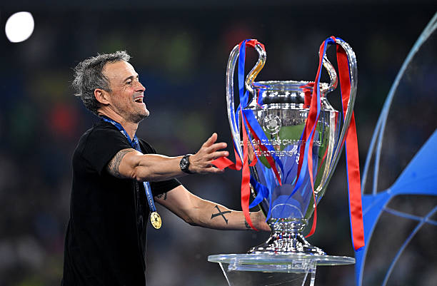 Luis Enrique đưa PSG lên đỉnh Champions League, tham vọng vượt Real Madrid về doanh thu