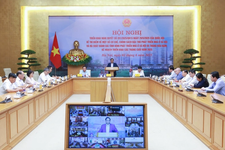 Thủ tướng yêu cầu trình nghị quyết về trung tâm tài chính quốc tế trong kỳ họp Quốc hội