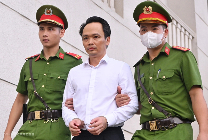 Ông Trịnh Văn Quyết được giảm án sau khi nộp đủ tiền khắc phục hậu quả - Hình ảnh minh họa