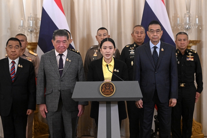 Thủ tướng Thái Lan cúi đầu xin lỗi vì rò rỉ điện đàm với ông Hun Sen - Hình ảnh minh họa