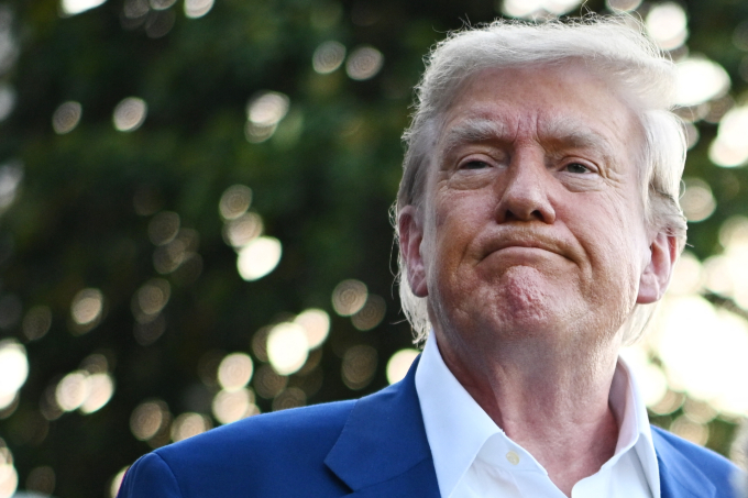 Tổng thống Trump bác bỏ kịch bản thay đổi chính quyền Iran - Hình ảnh minh họa