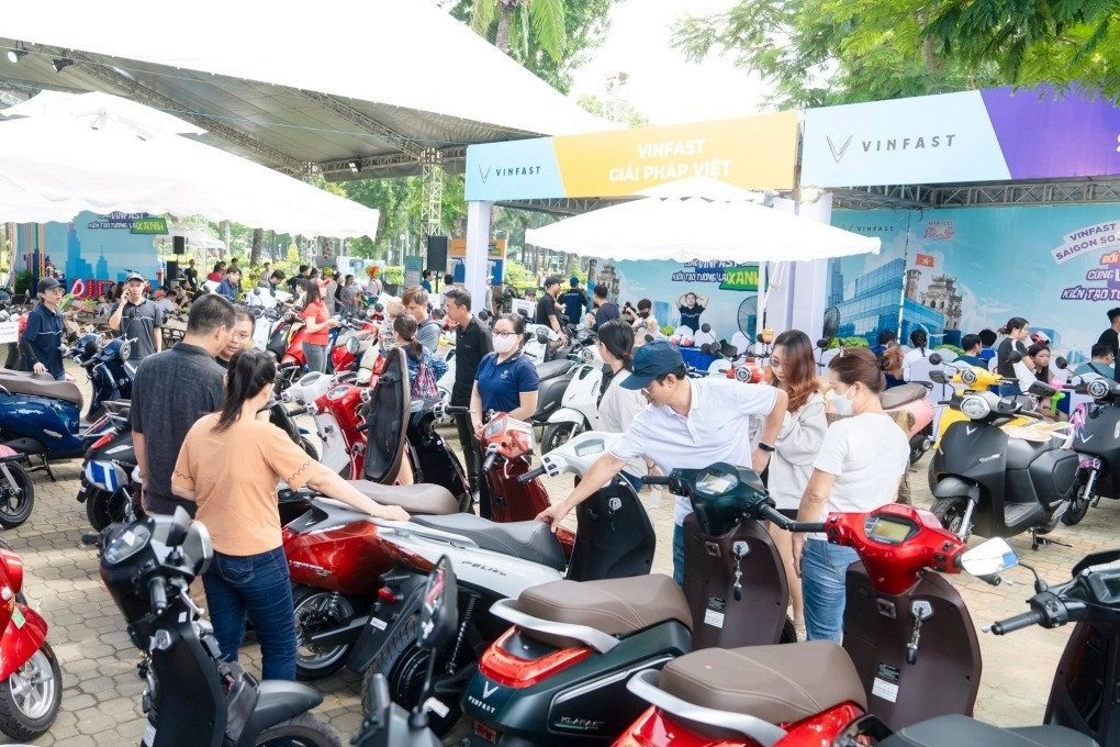 VinFast tổ chức chương trình đổi xe xăng lấy xe điện tại Hà Nội - Hình ảnh minh họa