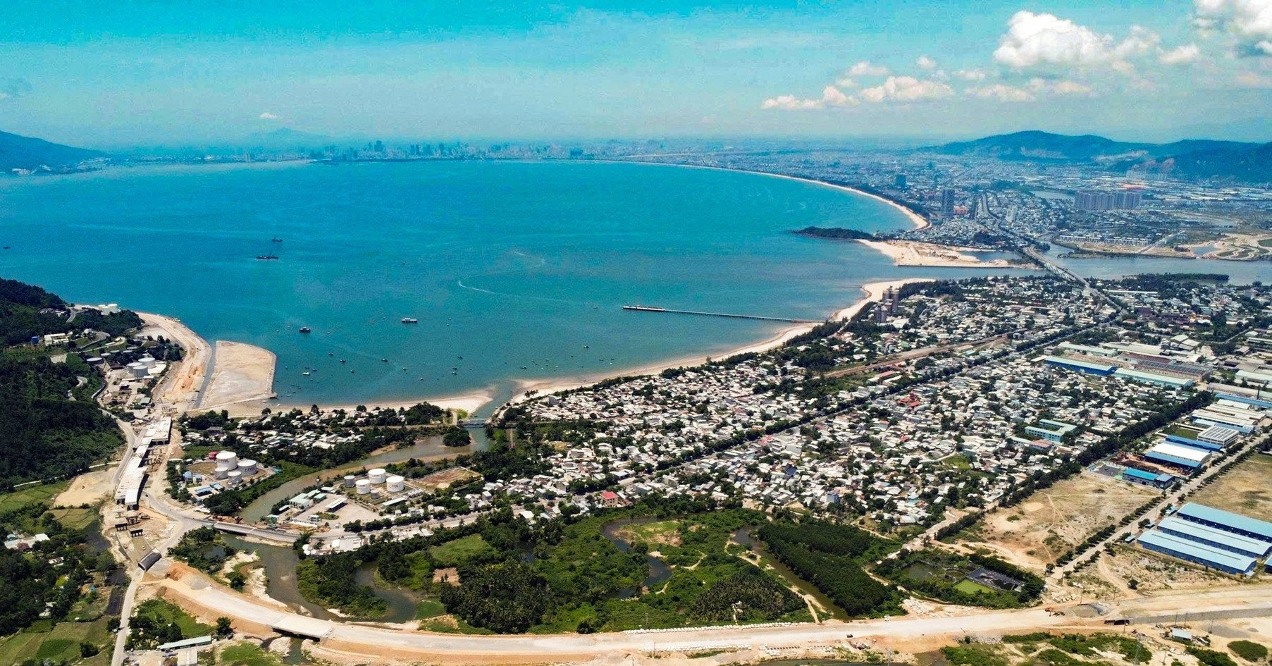 5 vị trí được ưu tiên thủ tục đất đai cho khu thương mại tự do Đà Nẵng - Hình ảnh minh họa