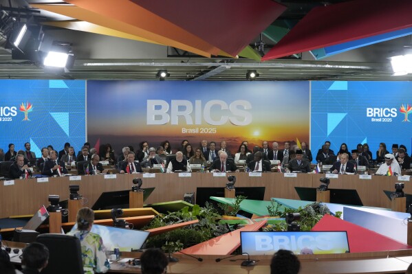BRICS chỉ trích thuế quan của Mỹ, tránh nêu đích danh Trump - Hình ảnh minh họa