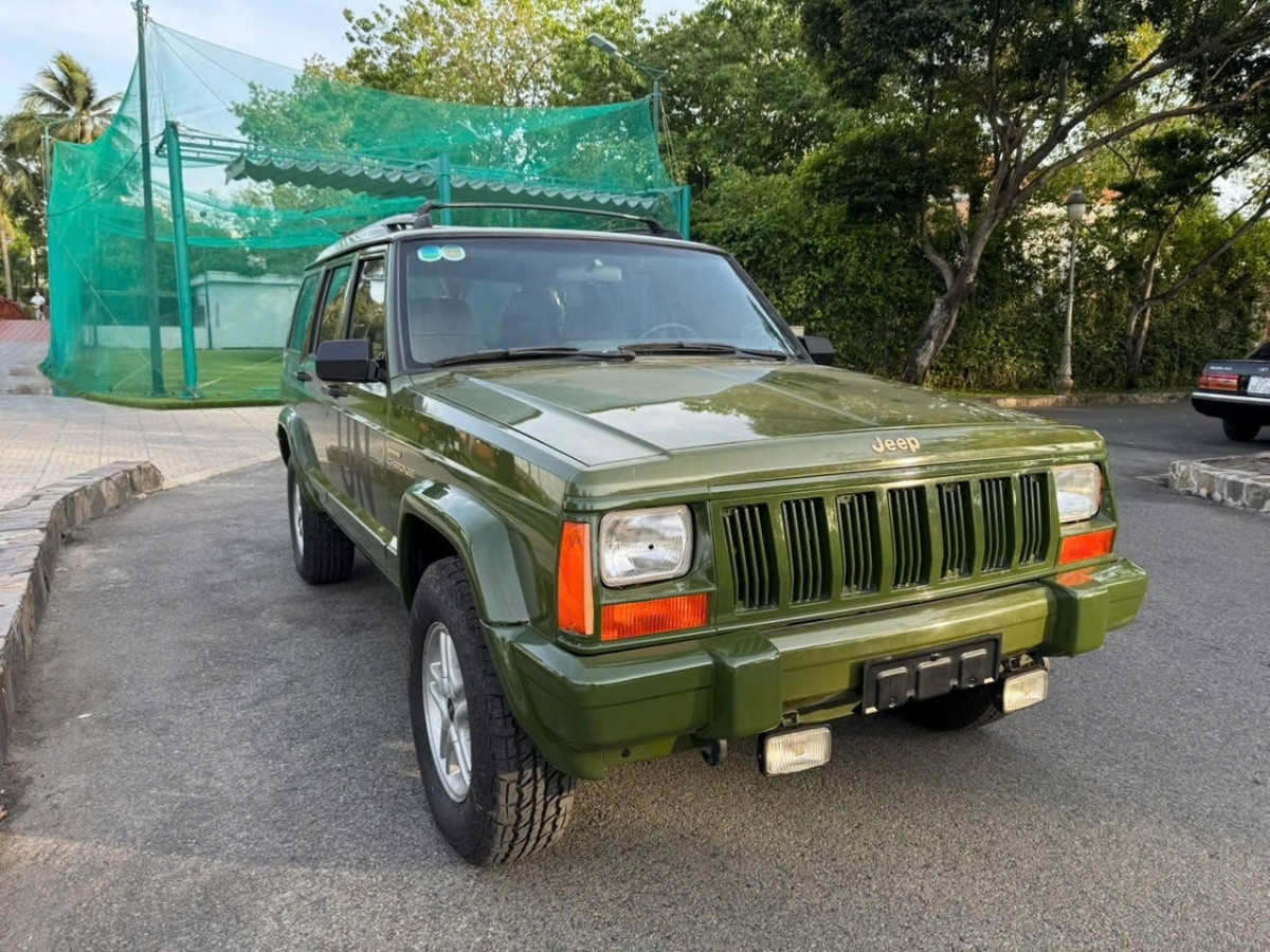 Cỗ máy thời gian 24 năm tuổi: Vì sao ông Đặng Lê Nguyên Vũ săn lùng chiếc Jeep gần như chưa lăn bánh? - Hình ảnh minh họa