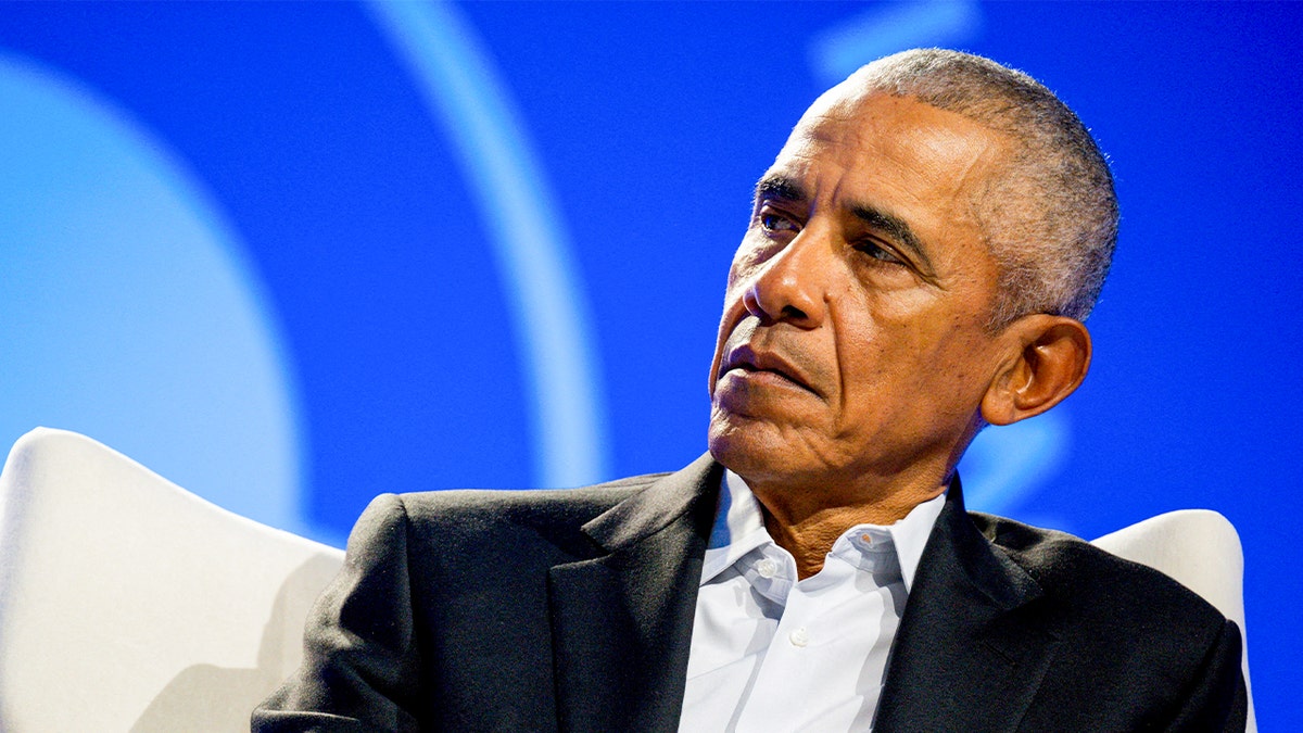 Gabbard tố chính quyền Obama thao túng cuộc bầu cử Mỹ 2016 để chống Trump - Hình ảnh minh họa