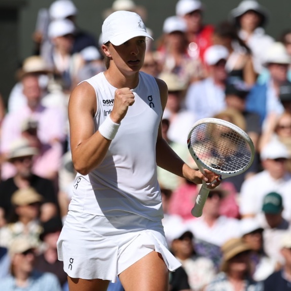 Iga Swiatek đánh bại Amanda Anisimova 6-0, 6-0 để vô địch Wimbledon 2025 - Hình ảnh minh họa