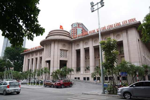 Ngân hàng cơ cấu nợ, giảm lãi suất cho người vay bị ảnh hưởng bởi bão - Hình ảnh minh họa