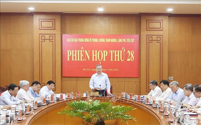 Tổng Bí thư Tô Lâm chỉ đạo xử lý dứt điểm các vụ án tham nhũng lớn - Hình ảnh minh họa