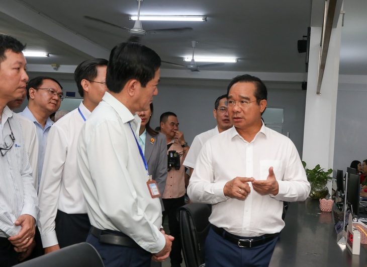 TP.HCM lấy sự hài lòng của dân làm tiêu chí cải cách hành chính - Hình ảnh minh họa