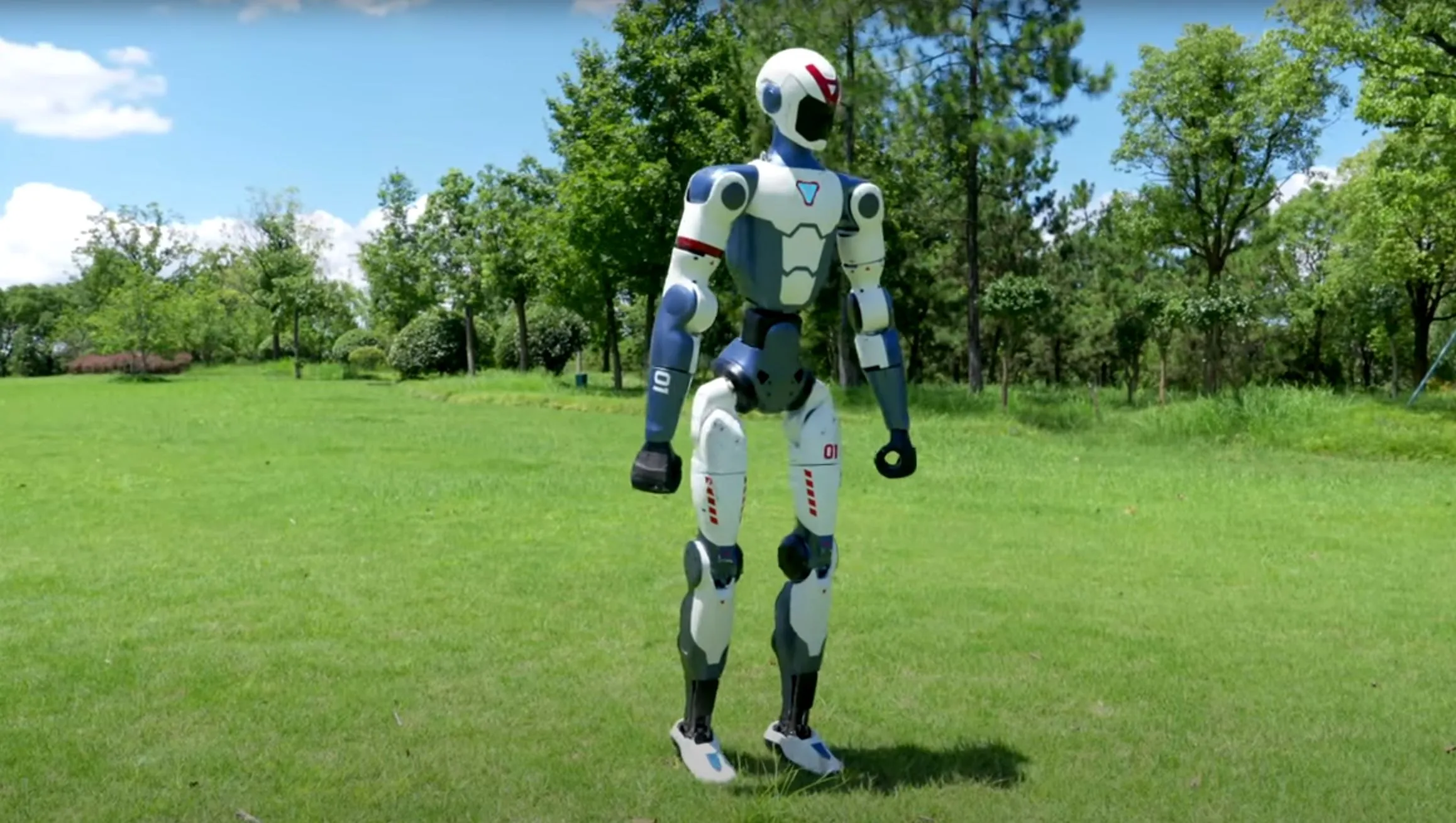 Unitree R1: Robot hình người giá 5.900 USD khuấy đảo thị trường, thách thức đối thủ phương Tây - Hình ảnh minh họa